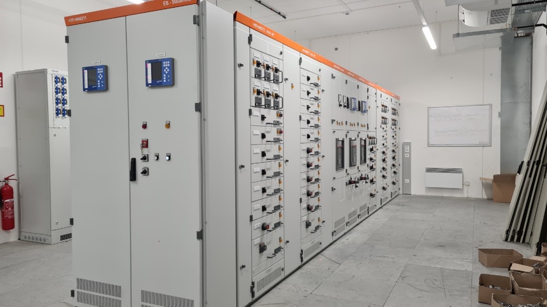 Ohmega Energy Projekte Lieferung einer 400V AC NSHV in MCC Technik